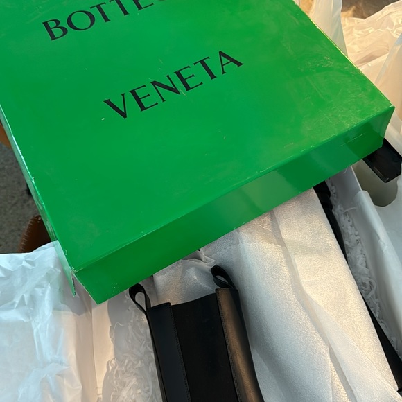 Bottega Veneta Lug Tire Boots - Picture 4 of 5